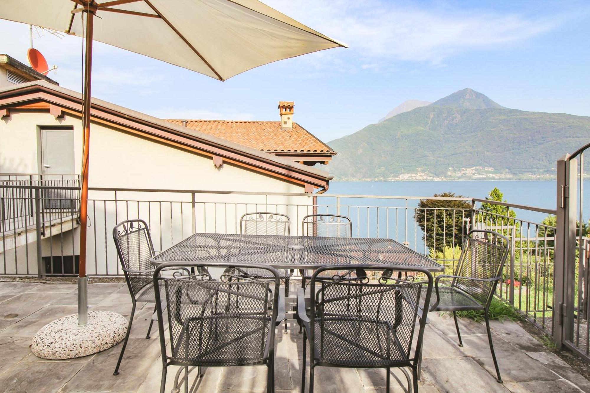 Appartamento Al Porto Pianello Del Lario Экстерьер фото
